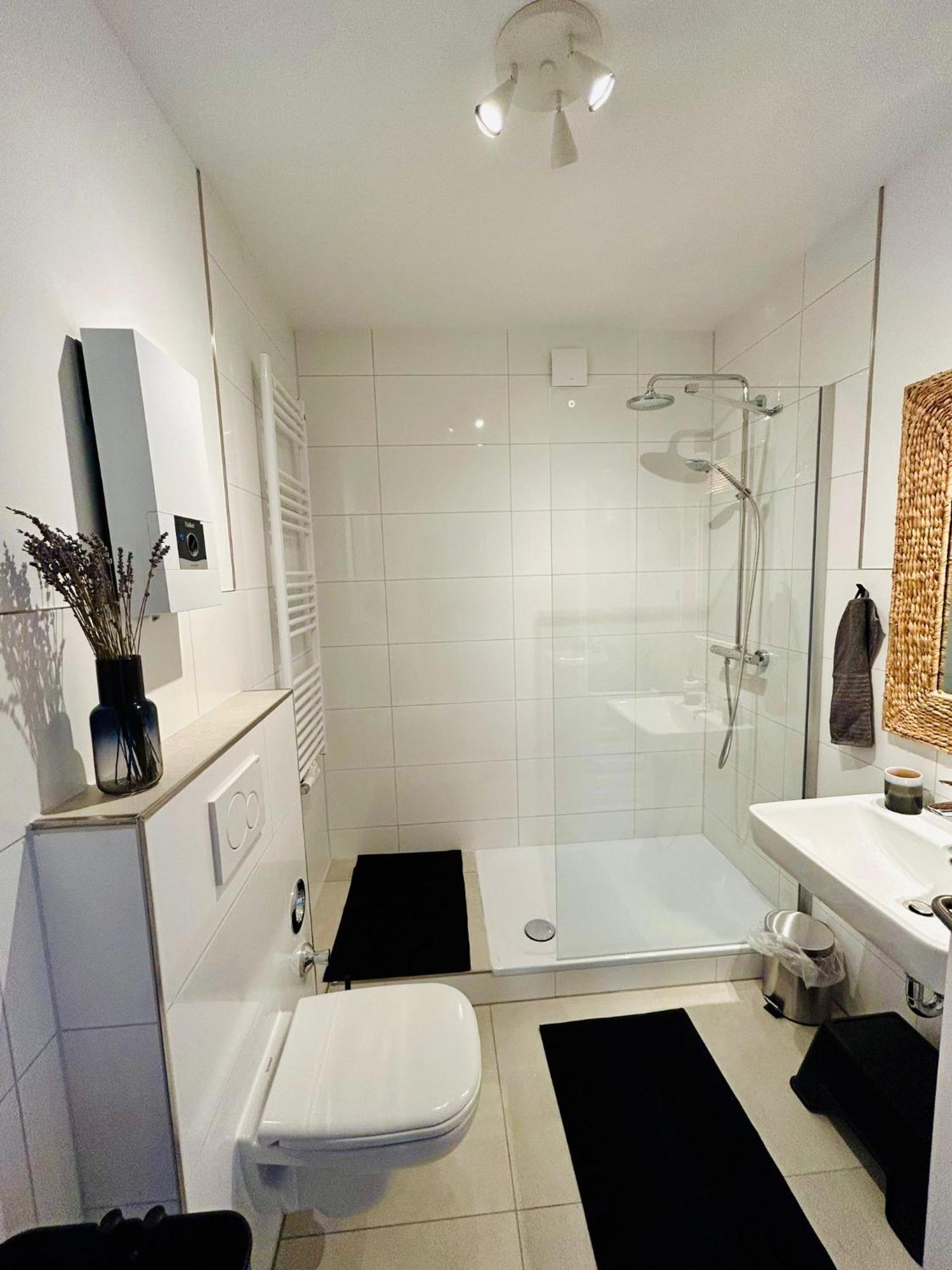 Feelslikehome - Wunderschoene Und Zentrale Wohnung Mit Balkon&Parkplatz Bochum Exterior foto